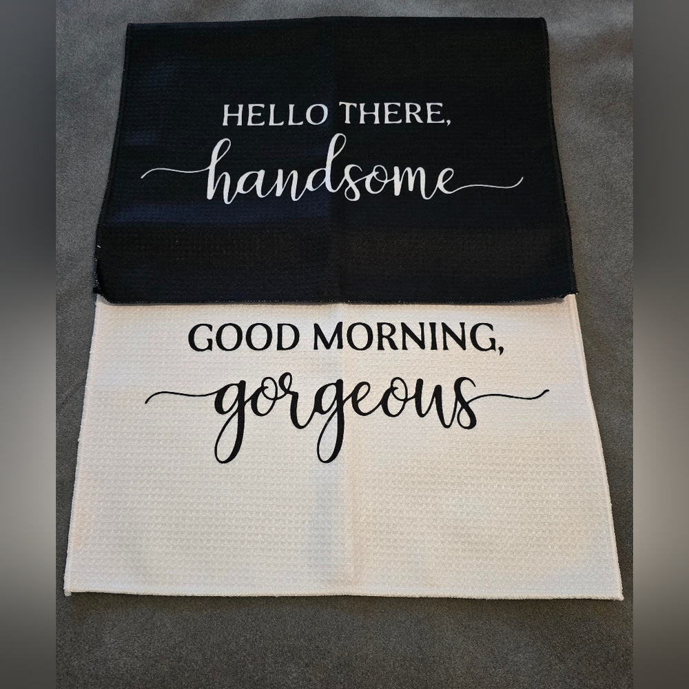 Black and White Kitchen Towels Set